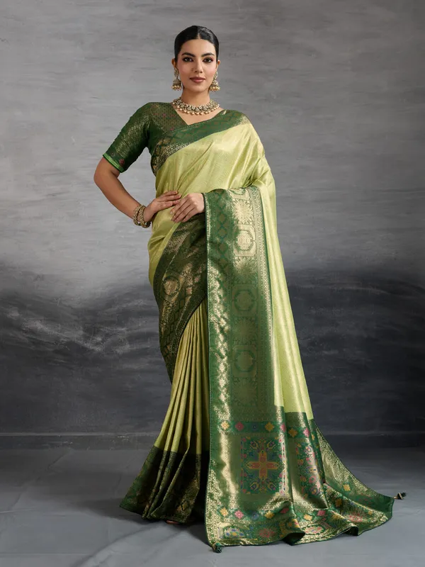 Lime_Green_Kanjivaram_Soft_Silk_Saree_With_Emerald_Kadiyal_Zari_Border_&_Meenakari_Pallu_For_Women