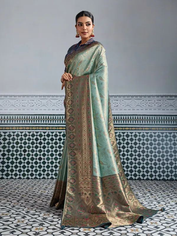 Sea_Green_Platinum_Kanjivaram_Silk_Saree_with_Meenakari_Jaal_Weave