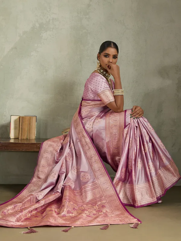 Lavender_Pink_Satin_Silk_Banarasi_Saree