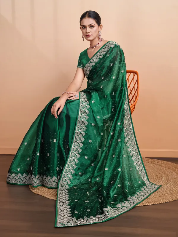 Emerald_Green_Blooming_Burberry_Embroidered_Partywear_Saree