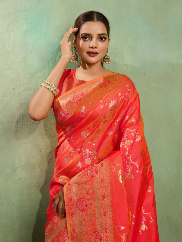 Coral_Pink_Banarasi_Silk_Saree_with_Golden_Zari_Weaving