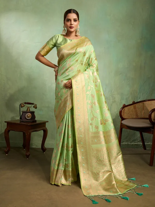 Mint_Green_Banarasi_Silk_Saree_with_Golden_Zari_&_Meenakari_Jaal_Weave
