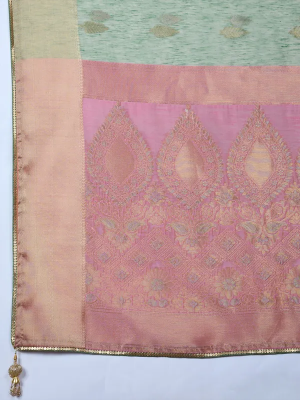 Bright_Leaf_Green_&_Dusty_Rose_Pink_Linen_Blend_Saree_For_Women