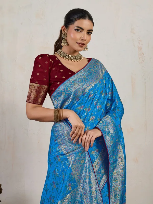 Maroon_&_Royal_Blue_Soft_Silk_Saree_with_Silver_Zari_Weave