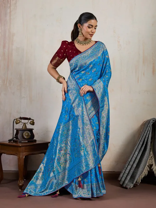 Maroon_&_Royal_Blue_Soft_Silk_Saree_with_Silver_Zari_Weave
