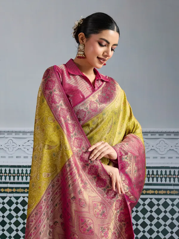 Mustard_Yellow_&_Rani_Pink_Kanjivaram_Silk_Saree_with_Meenakari_Jaal_Weave
