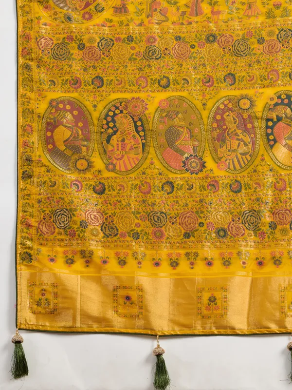 Deep_green_&_Golden_Yellow_Makhmal_Soft_Silk_Saree_with_Meenakari_Weave