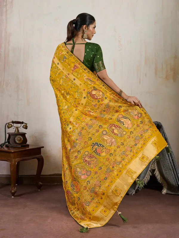 Deep_green_&_Golden_Yellow_Makhmal_Soft_Silk_Saree_with_Meenakari_Weave