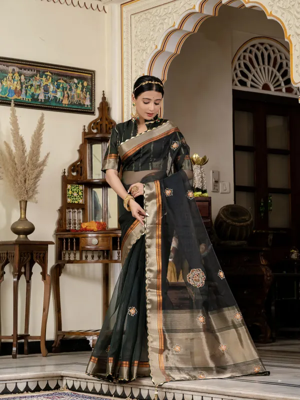 Classic_Black_Kota_Linen_Saree_For_Women