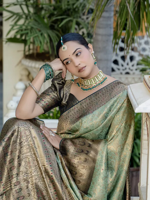 Pastel_Mint_Green_Kanjivaram_Silk_Saree_With_Zari_&_Meenakari_Weave_For_Women