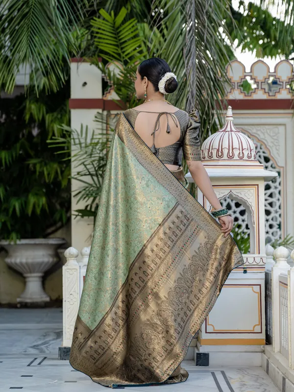 Pastel_Mint_Green_Kanjivaram_Silk_Saree_With_Zari_&_Meenakari_Weave_For_Women