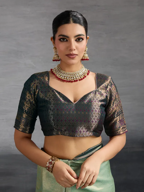 Mint_&_Navy_Green_Kanjivaram_Soft_Silk_Saree_with_Double_Zari_&_Meenakari_Work