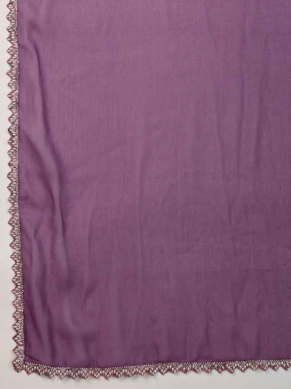 Mauve_Purple_Matt_Georgette_Saree_With_Ceramic-Inspired_Lace_Border_For_Women
