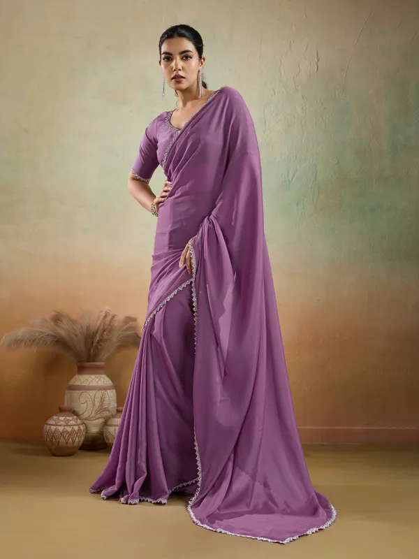Mauve_Purple_Matt_Georgette_Saree_With_Ceramic-Inspired_Lace_Border_For_Women