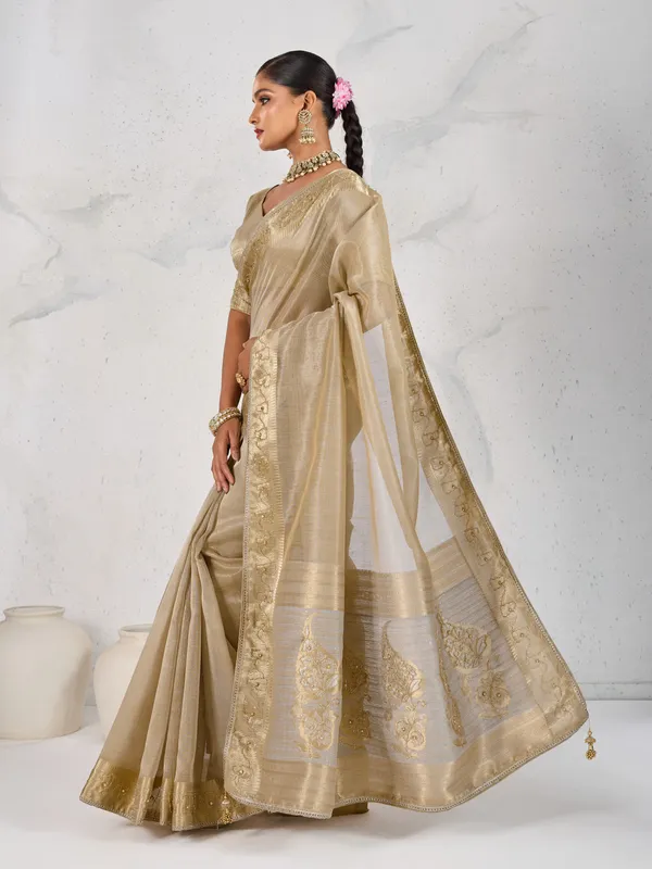 Champagne_Gold_Tissue_Linen_Saree_With_Handcrafted_Zardosi_Pallu_&_Embellished_Border_For_Women