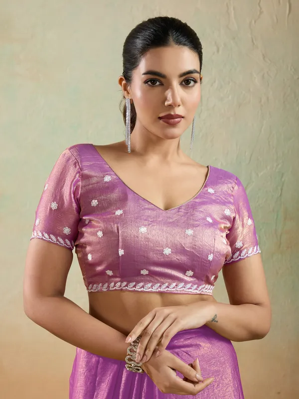 Rose_Pink_Velvet_Chiffon_Saree_with_Sequins_&_Leheriya_Embroidery