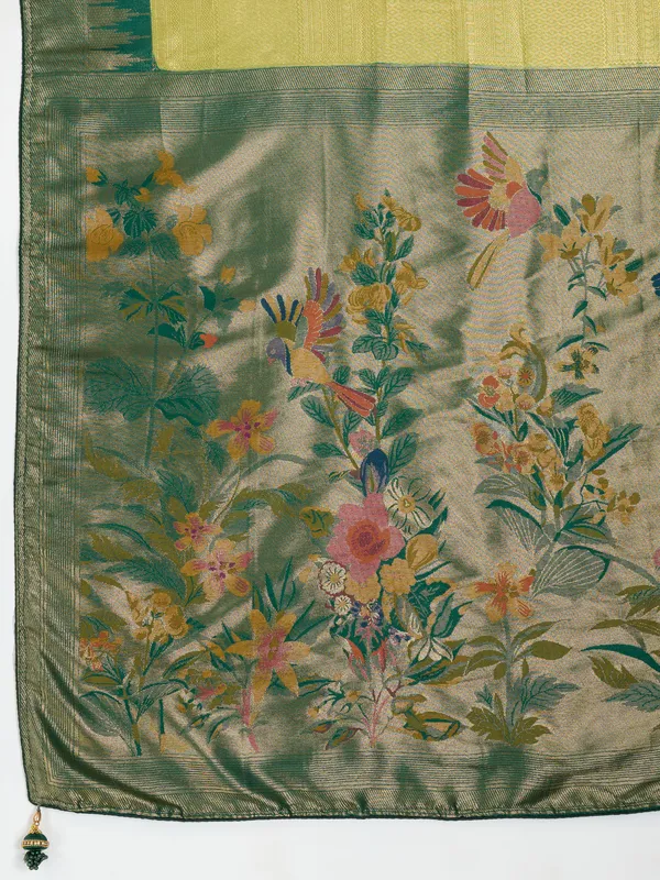 Green_&_Mustard_Kanjivaram_Soft_Silk_Saree