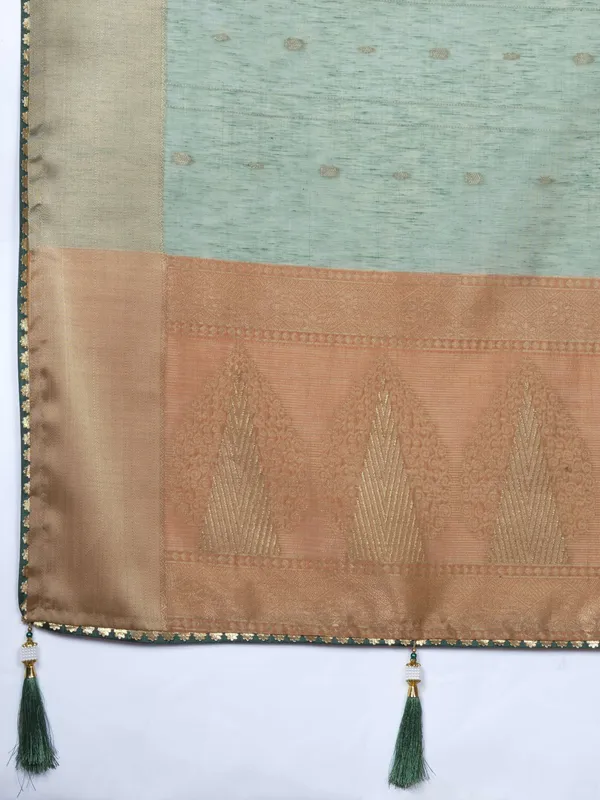 Serene_Green_with_Light_Coral_border_Linen_Blend_Saree_For_Women