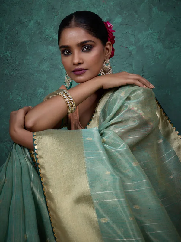 Serene_Green_with_Light_Coral_border_Linen_Blend_Saree_For_Women