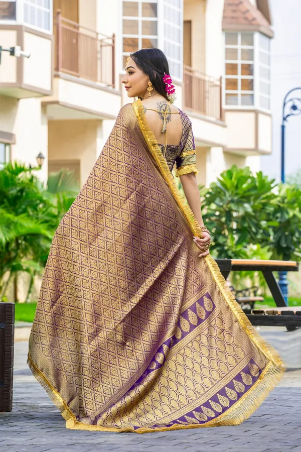 Antique_Gold_with_Royal_Purple_Mysore_Brocade_Silk_With_Triple_Jari_Weaving_&_Dual_Lace_Work_Saree