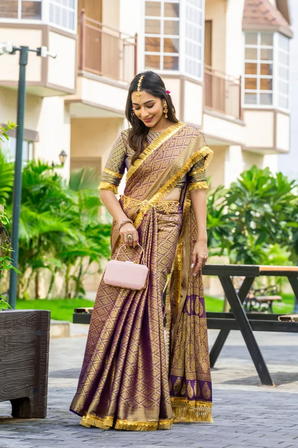 Antique_Gold_with_Royal_Purple_Mysore_Brocade_Silk_With_Triple_Jari_Weaving_&_Dual_Lace_Work_Saree