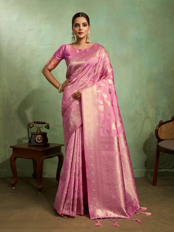 Rose_Pink_Banarasi_Silk_Saree_with_Golden_Zari_Weaving