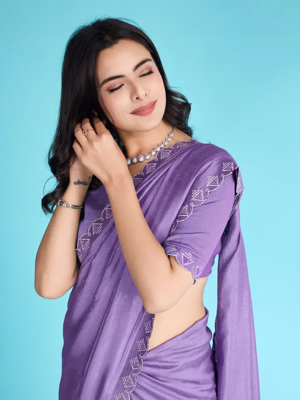 Glossy_Lavender_Khadi_Shimmer_With_Diamond_Zarkan_&_Pearl_Handwork_Saree.