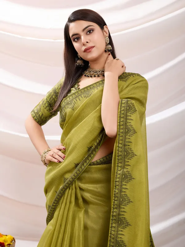 Lime_Mustard_Linen_Tissue_With_Black_Thread_&_Zari_Weaving_Designer_Blouse_&_Tassels_Saree