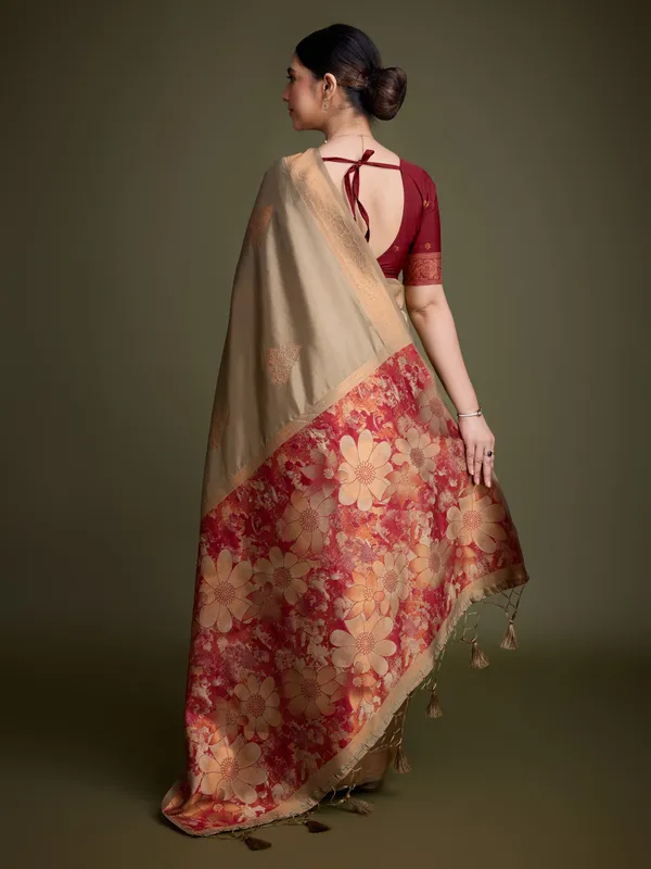 Gold_&_Red_En_Soft_Banarasi_Silk_With_Fancy_Digital_Woven_Pallu_&_Maroon_Blouse_Saree_For_Women