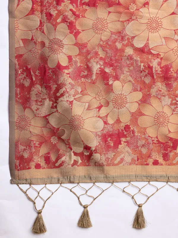 Gold_&_Red_En_Soft_Banarasi_Silk_With_Fancy_Digital_Woven_Pallu_&_Maroon_Blouse_Saree_For_Women