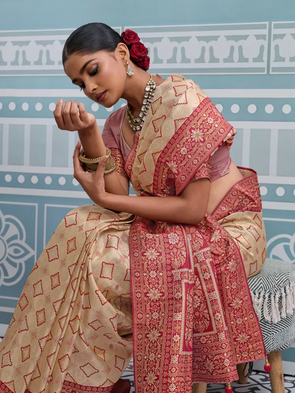 Beige_&_Maroon_Kanjivaram_Silk_Saree