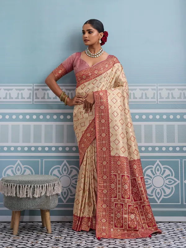 Beige_&_Maroon_Kanjivaram_Silk_Saree