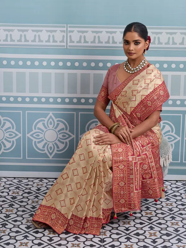 Beige_&_Maroon_Kanjivaram_Silk_Saree