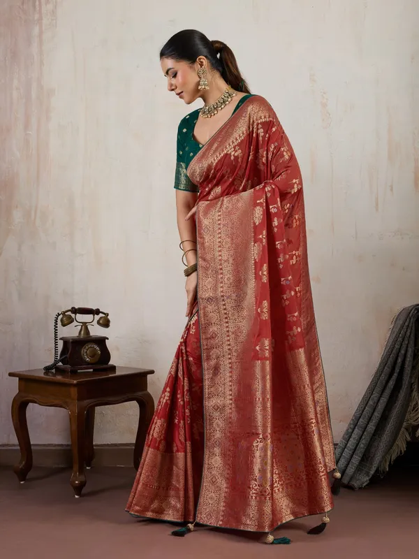 Bottle_Green_&_Deep_Red_Soft_Silk_Saree_with_Antique_Zari_Weave