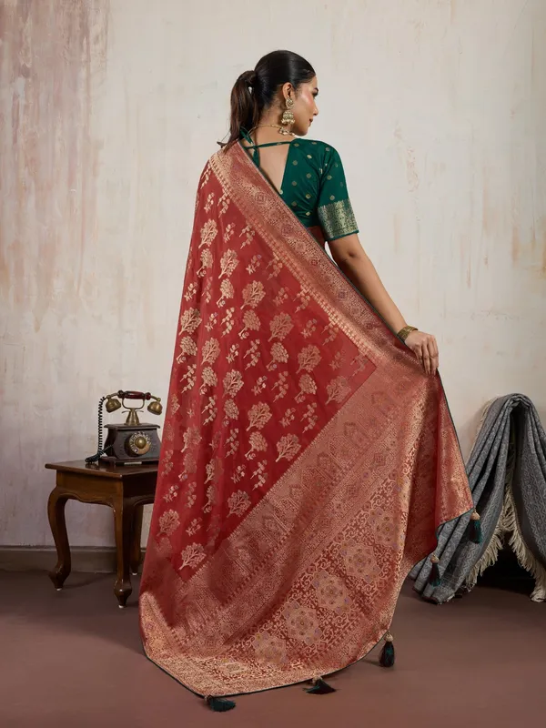 Bottle_Green_&_Deep_Red_Soft_Silk_Saree_with_Antique_Zari_Weave