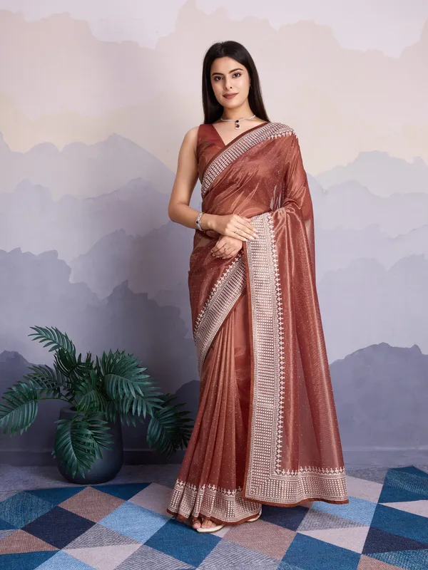Metallic_Brown_Maharani_Style_Infused_Twill_Net_In_Shiny_Saree