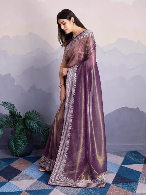 Wine_Maharani_Style_Infused_Twill_Net_Wine_Saree.