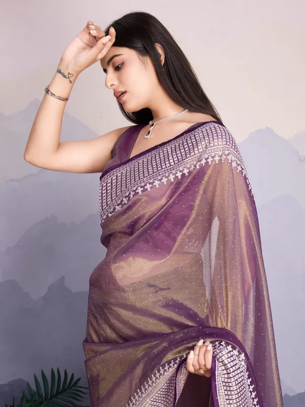 Wine_Maharani_Style_Infused_Twill_Net_Wine_Saree.