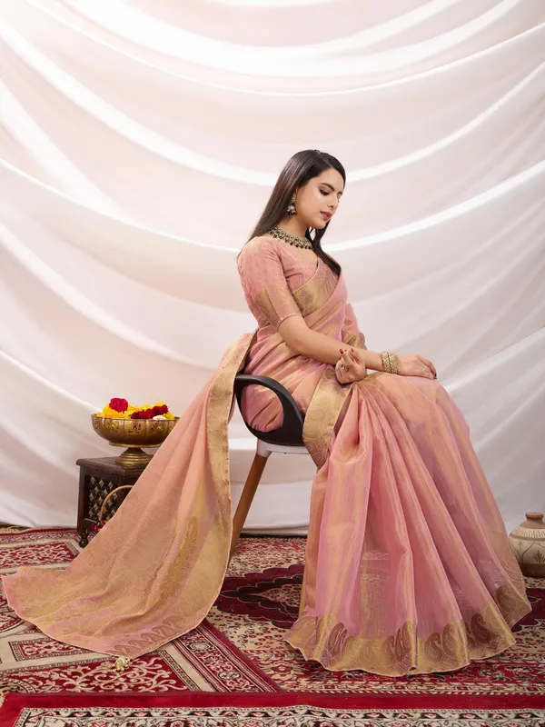 Peachy_Pink_Linen_Tissue_With_Golden_Zari_Weaving_Designer_Blouse_&_Tassels_Saree