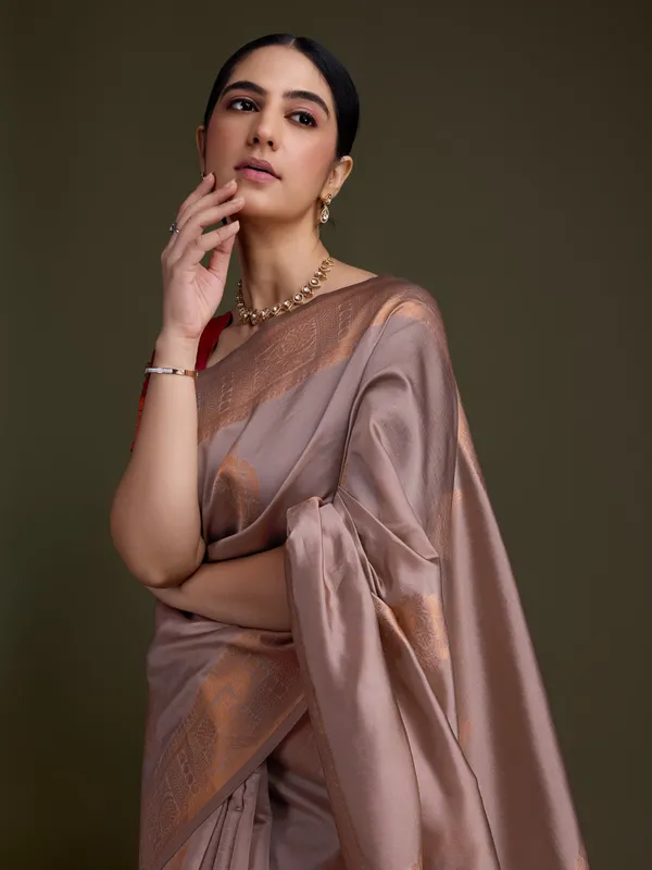 Red_&_Dusty-Beige_En_Soft_Banarasi_Silk_With_Fancy_Digital_Woven_Pallu_&_Maroon_Blouse_Saree_For_Women