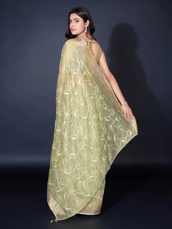 Elegant_Olive_Gold_Zari_Weave_Saree