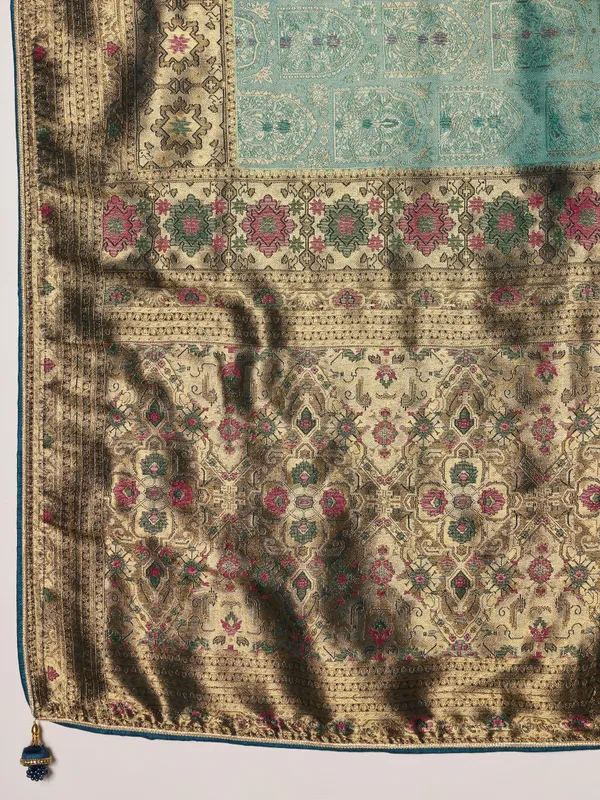 Sage_Green_&_Antique_Gold_Kanjivaram_Mul_Silk_Meenakari_Saree