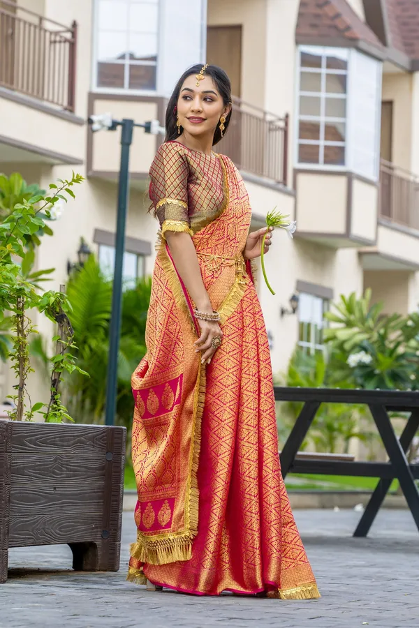 Peachy_Orange_&_Golden_Red_Mysore_Brocade_Silk_With_Triple_Jari_Weaving_&_Dual_Lace_Work_Saree