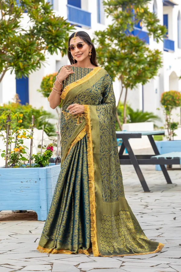 Royal_Green_&_Gold_Mysore_Brocade_Silk_With_Triple_Jari_Weaving_&_Dual_Lace_Work_Saree_For_Women