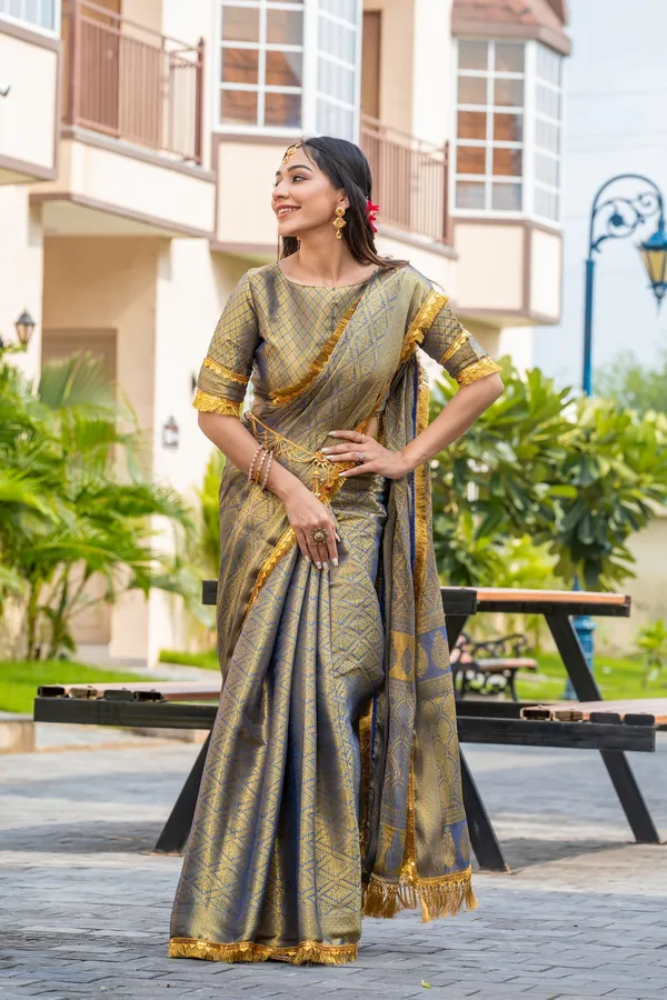 Deep_Navy_Blue_&_Gold_Triple_Woven_Mysore_Brocade_Silk_With_Dual_Lace_Work_Saree