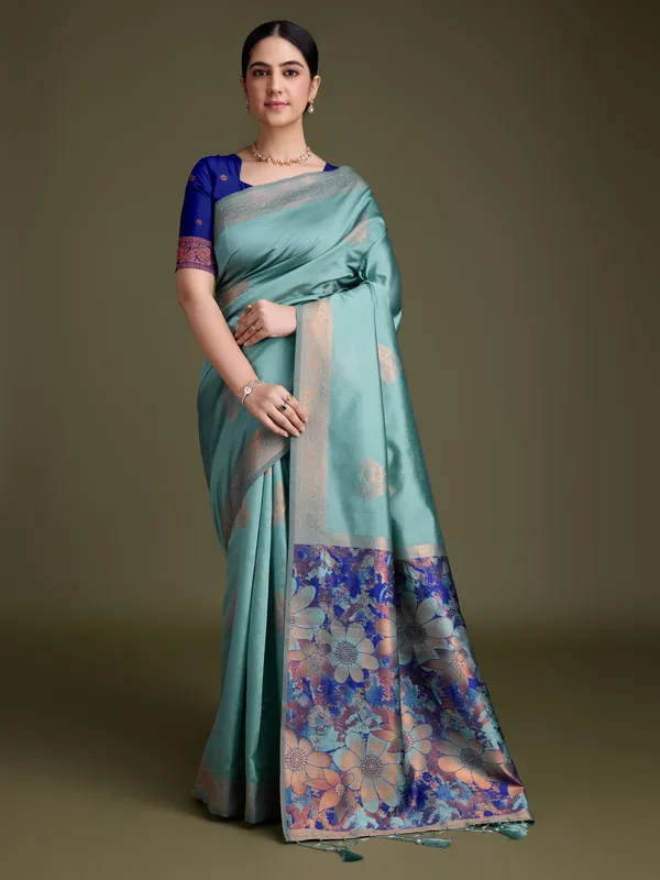 Blue_&_Green_Shiny_Dark_Soft_Banarasi_Silk_With_Fancy_Digital_Woven_Pallu_&_Navy_Blouse_Saree_For_Women