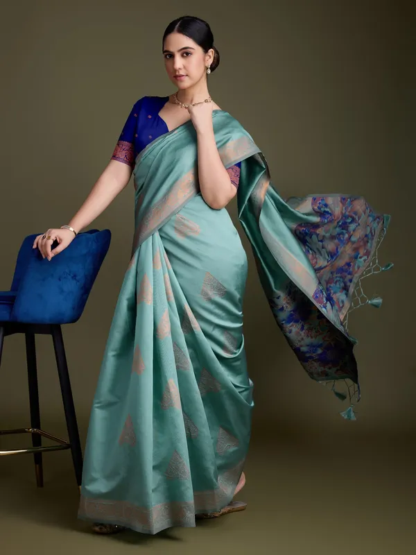 Blue_&_Green_Shiny_Dark_Soft_Banarasi_Silk_With_Fancy_Digital_Woven_Pallu_&_Navy_Blouse_Saree_For_Women
