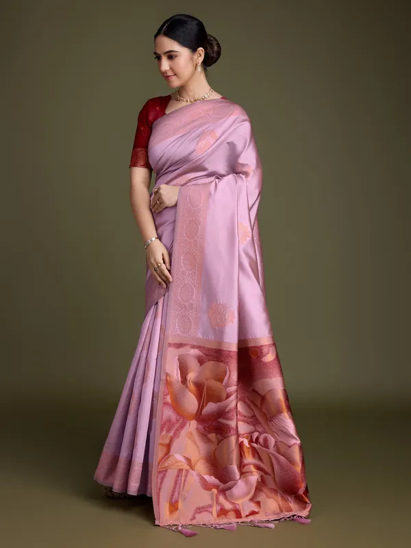 Pink_&_Red_Shiny_Soft_Banarasi_Silk_With_Fancy_Digital_Woven_Pallu_&_Maroon_Blouse_Saree_For_Women
