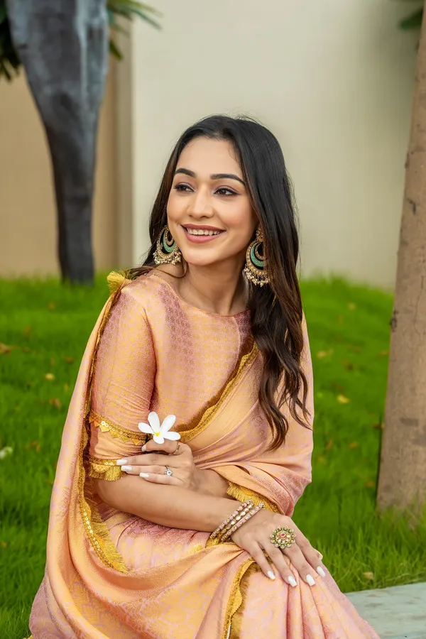 Blush_Peach_&_Golden_Zari_Weaving_Mysore_Brocade_Silk_with_Dual_Lace_Saree