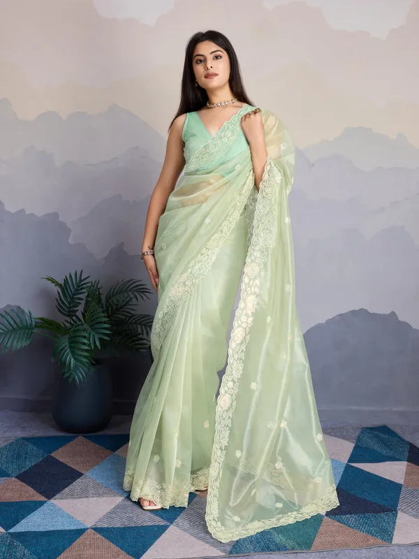 Pastel_Mint_Green_with_gold_infused_Twill_Saree_For_Women